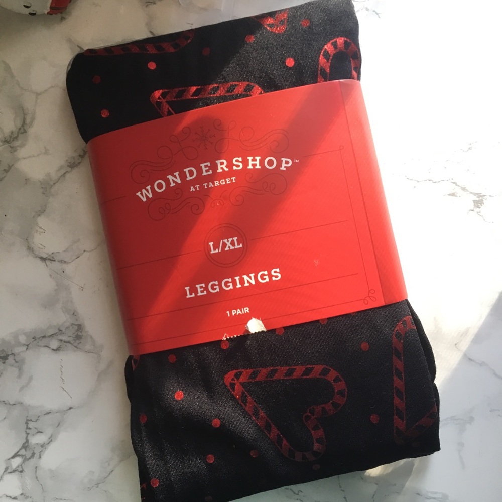 🎄Holiday Candy Cane Leggings!🎄